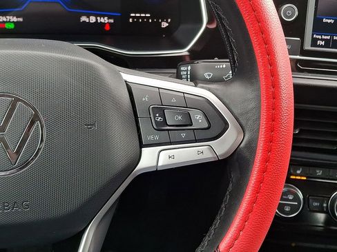 Used 2023 Volkswagen Jetta SE w/ Black Wheel Package image 21