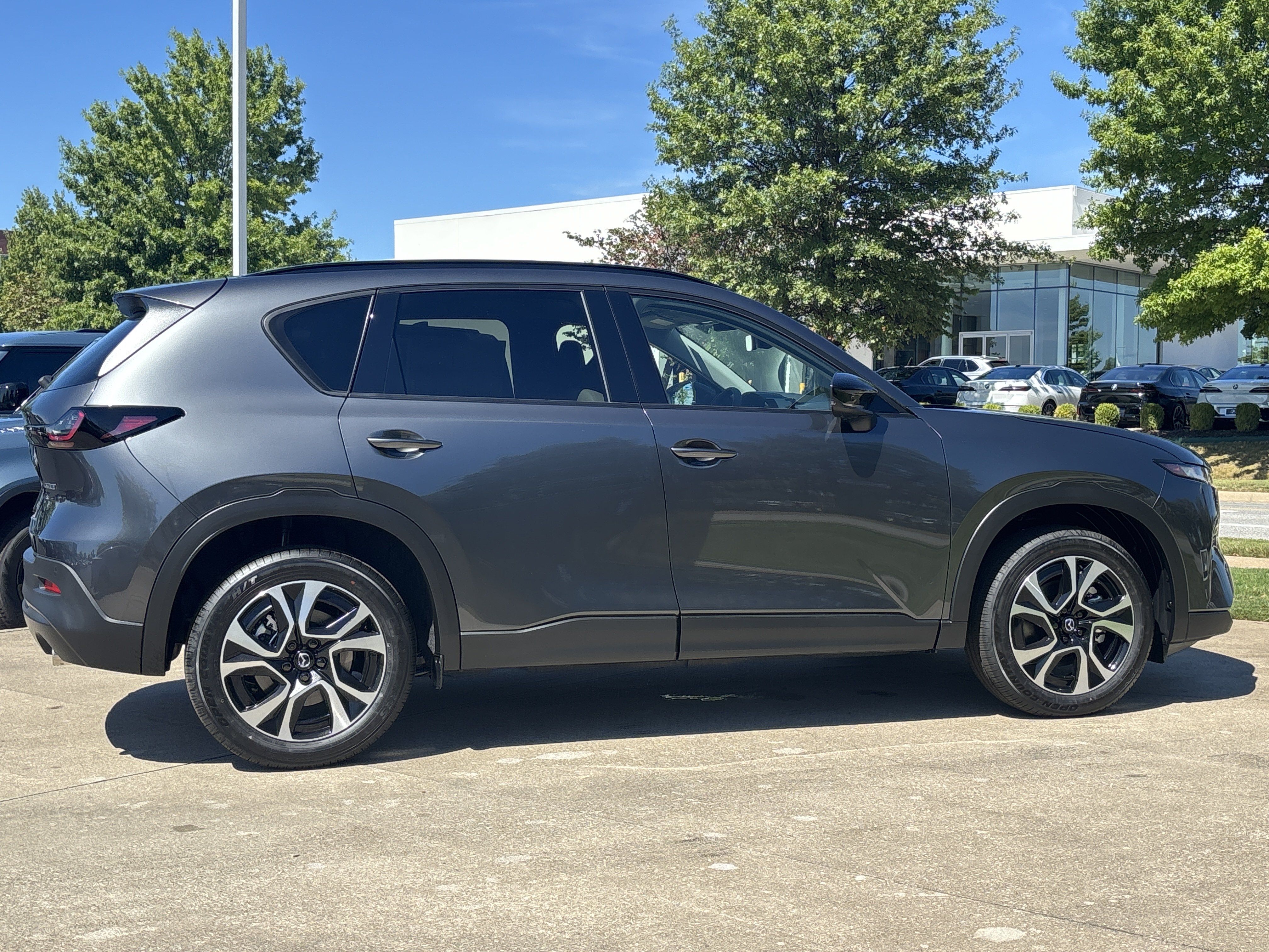 New 2026 MAZDA CX-5 Preferred AWD/4WD image 2