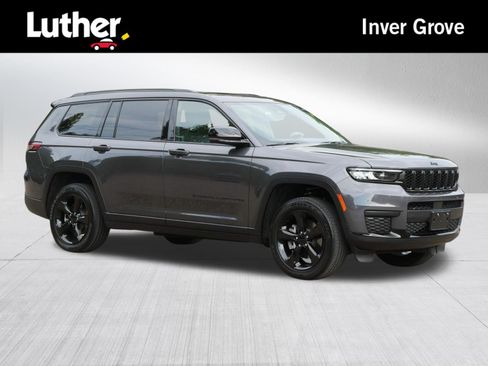 Used 2023 Jeep Grand Cherokee L Laredo AWD/4WD image 1