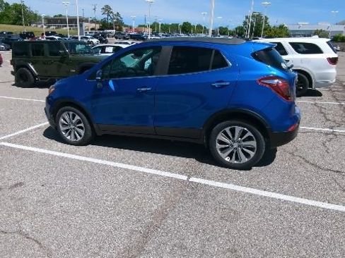 Used 2018 Buick Encore Preferred FWD image 4
