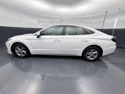 Used 2023 Hyundai Sonata SE FWD image 4