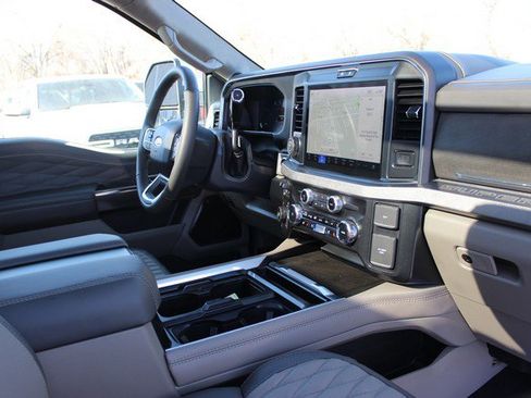 Used 2026 Ford F450 Platinum w/ Platinum Plus Package image 19