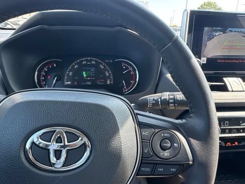 Used 2025 Toyota RAV4 XLE w/ Weather Package AWD/4WD image 14