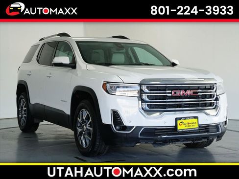 Used 2023 GMC Acadia SLT image 1