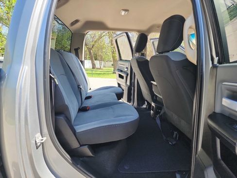 Used 2020 RAM 2500 Big Horn image 38