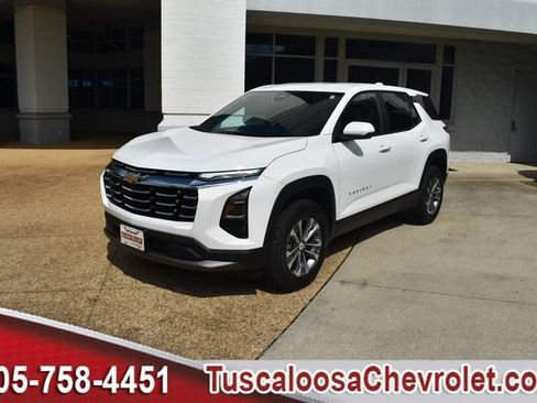 Used 2026 Chevrolet Equinox LT w/ Convenience Package II FWD image 5