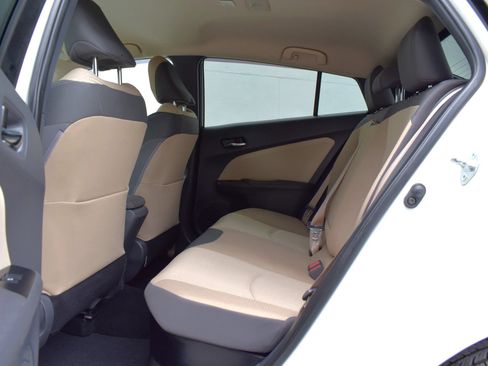 Used 2016 Toyota Prius Two FWD image 25
