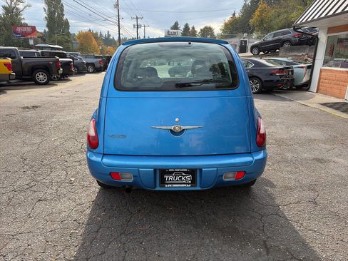 Used 2008 Chrysler PT Cruiser Base 4dr Wagon image 4