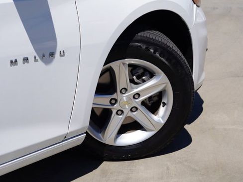Used 2023 Chevrolet Malibu LS FWD image 8