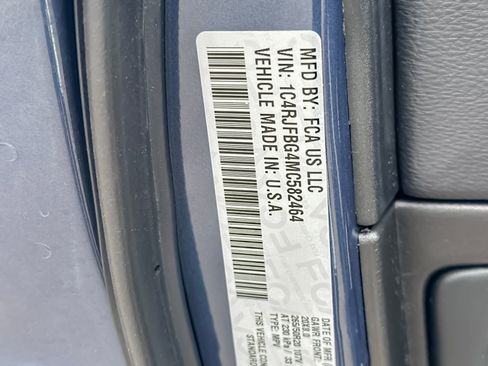 Used 2021 Jeep Grand Cherokee Limited w/ Quick Order Package 28K 80th AWD/4WD image 29
