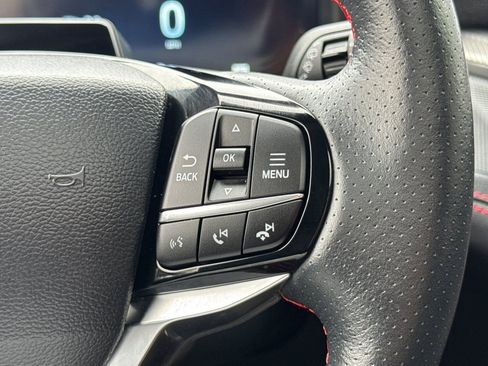 Used 2025 Ford Explorer ST-Line w/ Premium Package AWD/4WD image 40