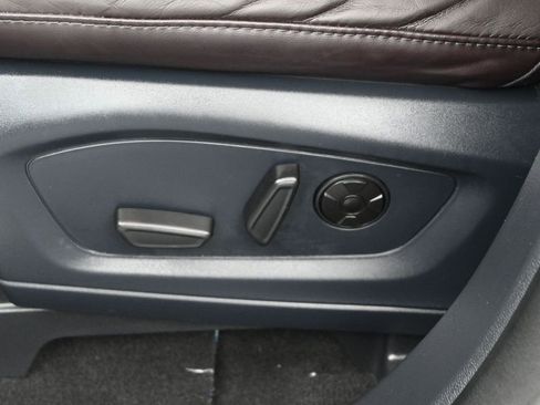 Certified 2025 Ford Explorer Platinum w/ Ultimate Package image 12