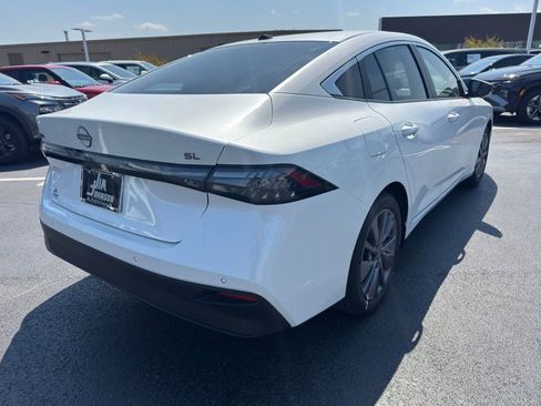 New 2026 Nissan Sentra SL FWD image 5