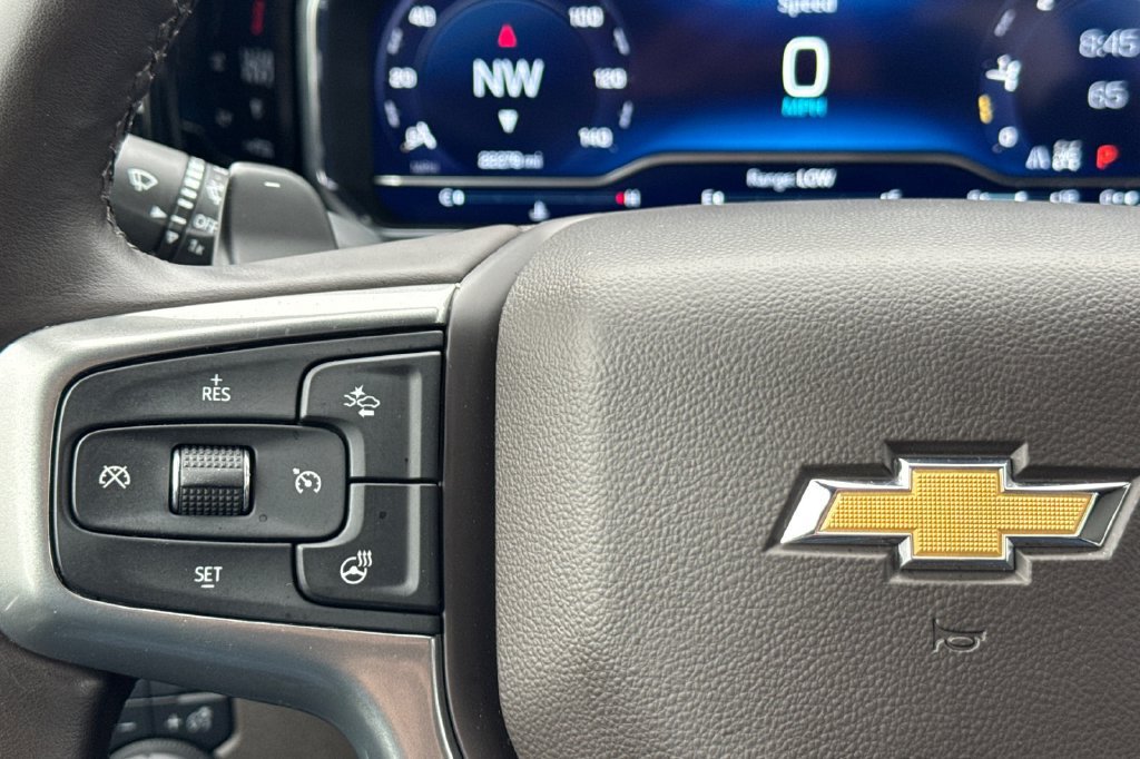 Used 2024 Chevrolet Silverado 1500 LTZ AWD/4WD image 28