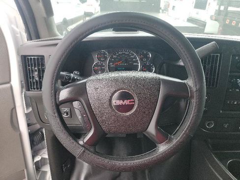 Used 2016 GMC Savana 2500 RWD image 12