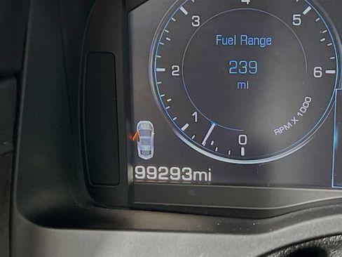 Used 2015 Cadillac Escalade Premium AWD/4WD image 10