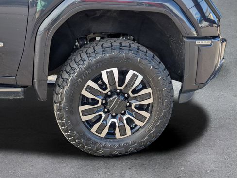 Used 2024 GMC Sierra 3500 Denali Ultimate image 6