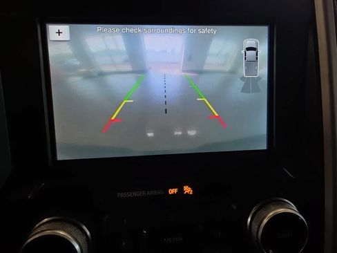 Used 2019 Ford F150 Lariat w/ Equipment Group 502A Luxury AWD/4WD image 36