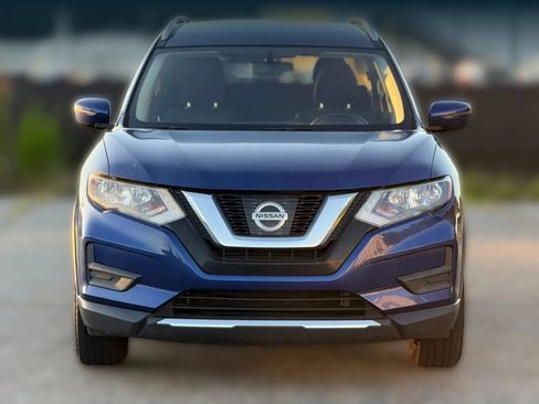 Used 2017 Nissan Rogue SV FWD image 5