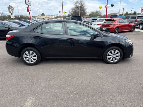 Used 2016 Toyota Corolla LE FWD image 8