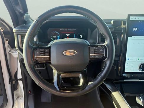 Used 2022 Ford F150 Lightning Platinum image 16