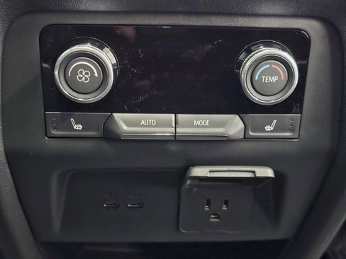 New 2026 Buick Enclave Avenir AWD/4WD image 27