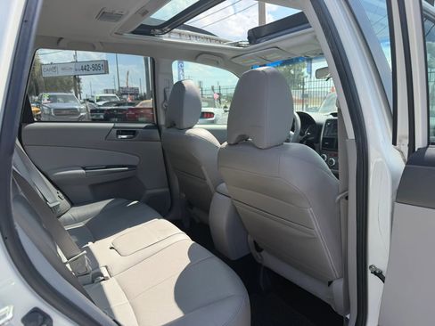 Used 2011 Subaru Forester 2.5X Limited AWD/4WD image 12