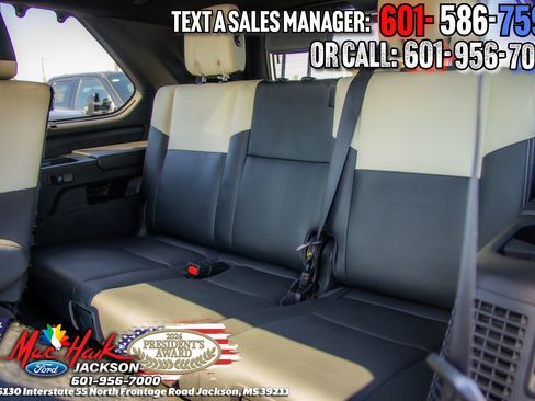 Used 2023 Toyota Sequoia Capstone AWD/4WD image 11