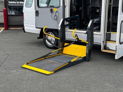 Used 2011 Ford E-350 and Econoline 350 Extended Super Duty w/ PWR Group RWD image 2