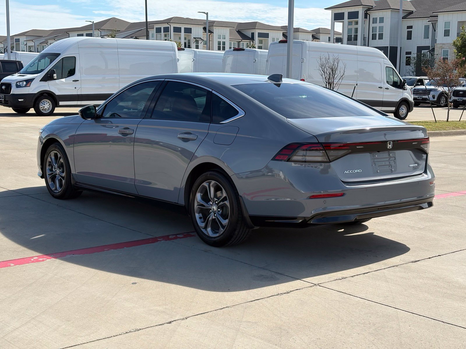 Used 2023 Honda Accord EX-L image 5
