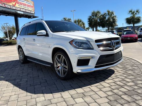 Used 2014 Mercedes-Benz GL 63 AMG 4MATIC image 7