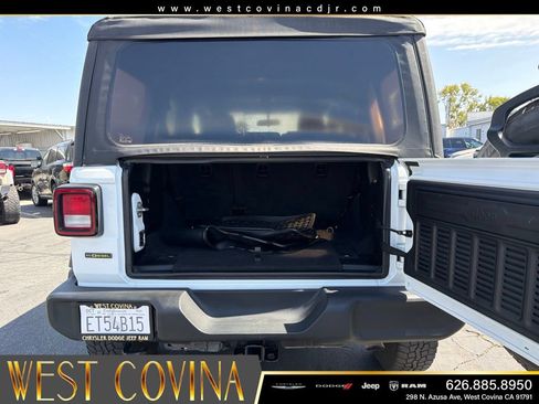Used 2022 Jeep Wrangler Unlimited Sport AWD/4WD image 33