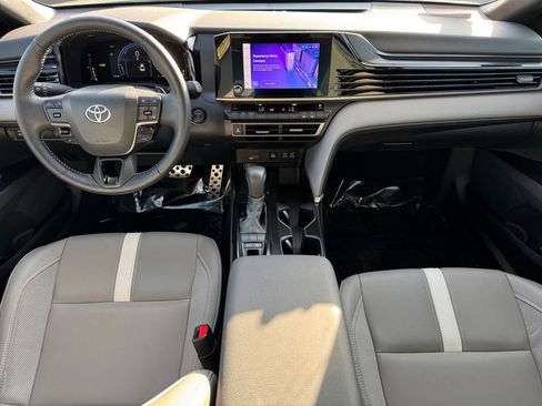 Certified 2025 Toyota Camry SE AWD/4WD image 12