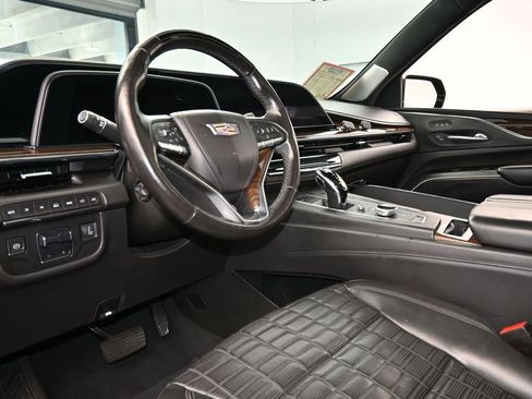 Used 2021 Cadillac Escalade ESV Sport Platinum image 14