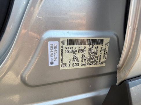 Used 2022 Nissan Rogue SV image 25