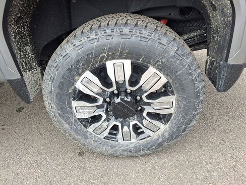 New 2026 GMC Sierra 2500 Denali w/ Denali Reserve Package image 5