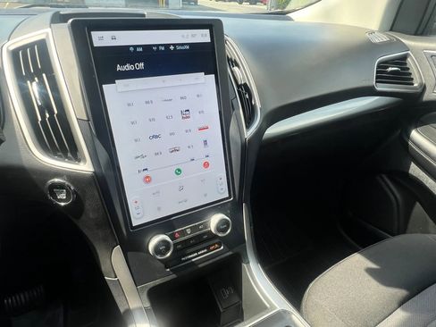 Used 2023 Ford Edge SE image 23