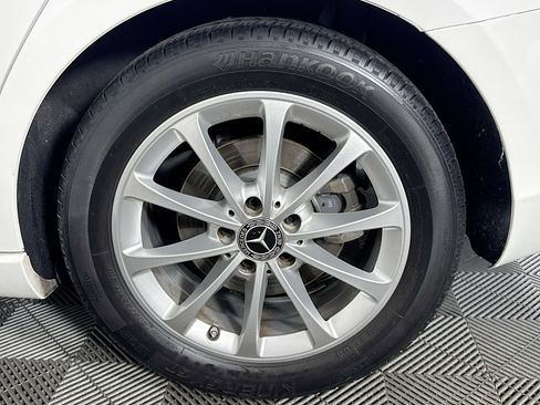 Used 2019 Mercedes-Benz A 220 image 35