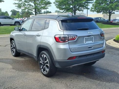 Used 2023 Jeep Compass Limited AWD/4WD image 6