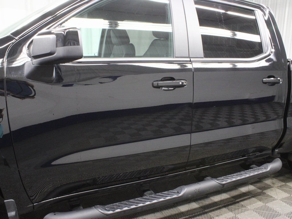 Used 2025 Chevrolet Silverado 1500 RST AWD/4WD image 37