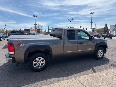 Used 2013 GMC Sierra 1500 SLE w/ Power Tech Package AWD/4WD image 8