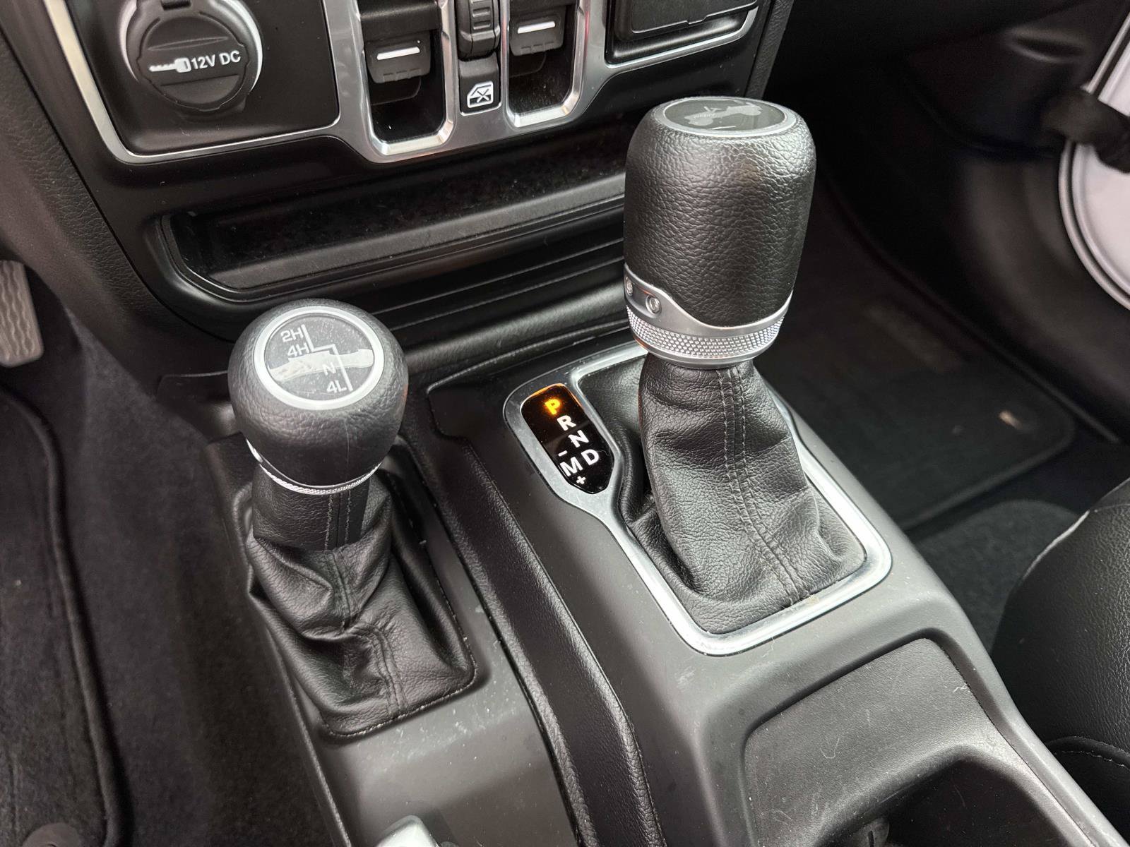 Used 2020 Jeep Wrangler Unlimited Sport AWD/4WD image 36