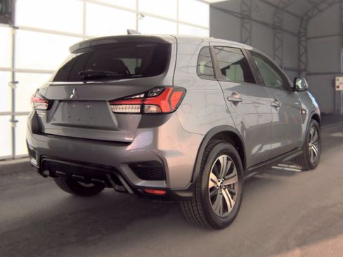 Used 2021 Mitsubishi Outlander Sport SE AWD/4WD image 2