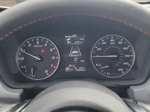 Used 2025 Subaru Crosstrek 2.5i Limited w/ Crosstrek Mirror Package image 12