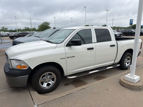 Used 2009 Dodge Ram 1500 Truck SLT RWD image 1