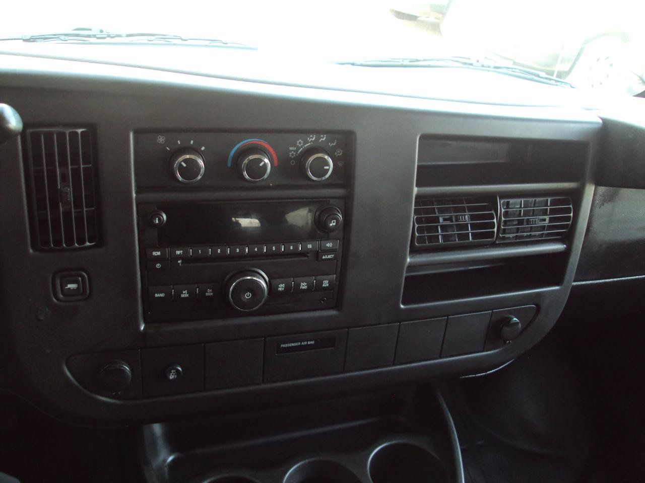 Used 2013 Chevrolet Express 1500 LS AWD/4WD image 20