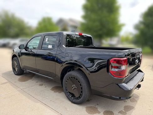 New 2026 Ford Maverick Lobo AWD/4WD image 9