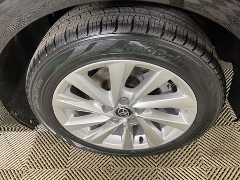 Certified 2023 Toyota Camry LE image 6