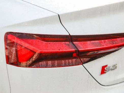 Used 2024 Audi S5 Prestige image 10