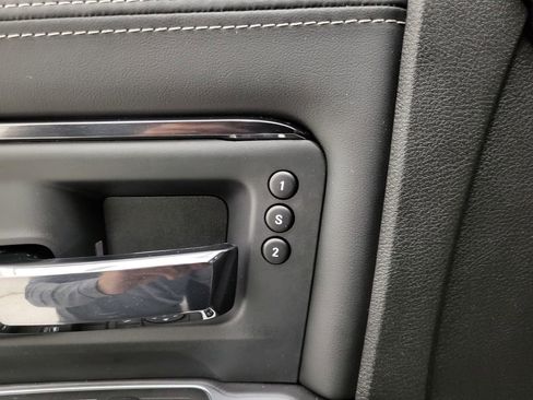 Used 2024 RAM 3500 Limited image 3